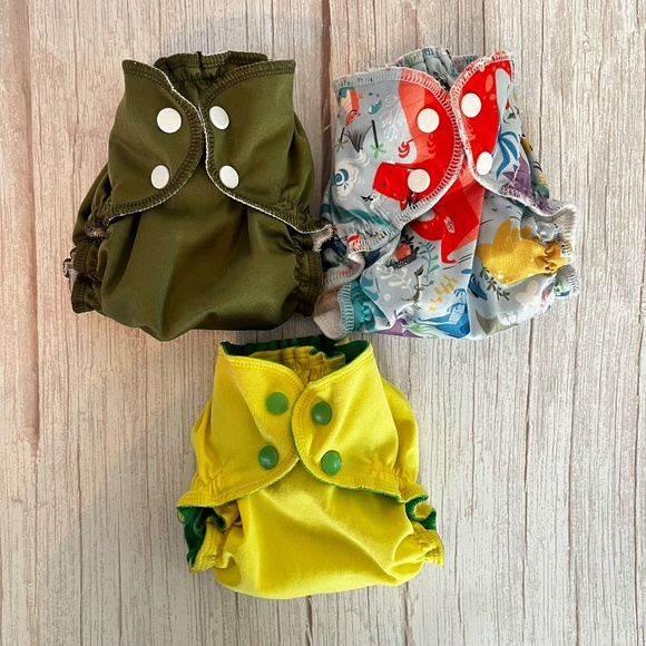 Size 1 AppleCheeks Apple Cheeks Cloth Diaper Covers Fit 7 - 20 Pounds - Lot 2 - Picture 3 of 4